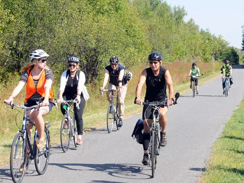 Những lưu ý về cách đạp xe giúp nâng cao hiệu quả giảm cân nhanh chóng - Chú ý địa hình đạp xe 