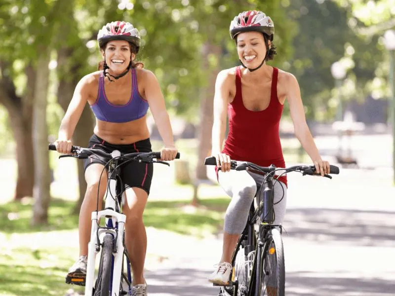 So sánh hiệu quả giảm cân giữa đạp xe và chạy bộ 
