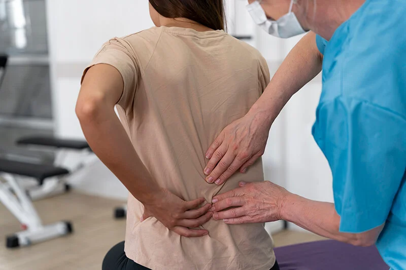 Nhiều vị trí đau lưng cần được chẩn đoán chính xác