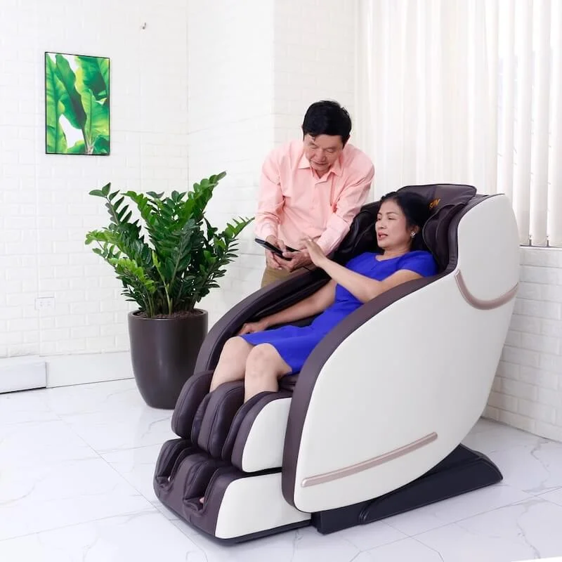 Ghế Massage Có Thực Sự Tốt Không? Ưu, Nhược Điểm Khi Dùng Ghế Mát Xa