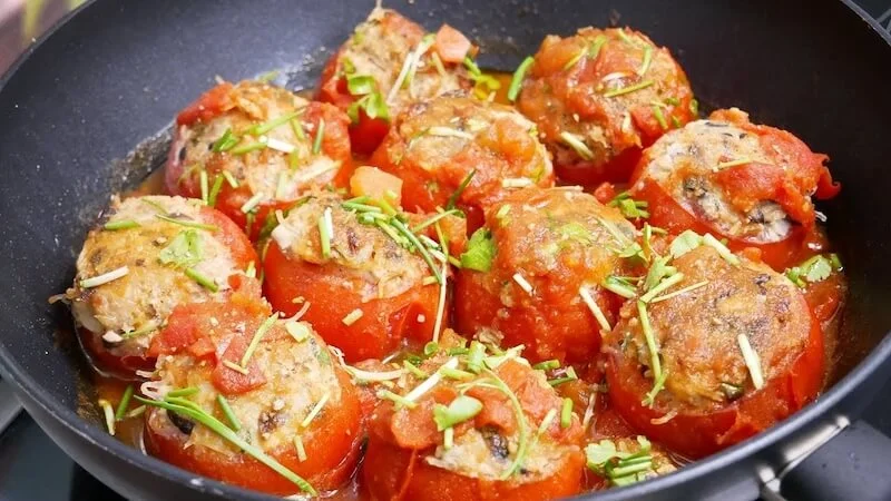 Cà chua nhồi thịt dễ chế biến