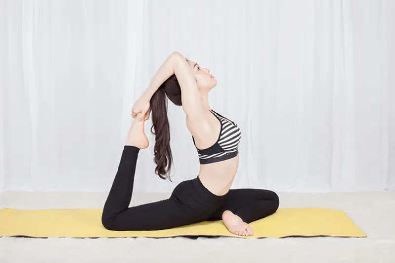 Tập yoga giúp xương khớp linh hoạt hơn