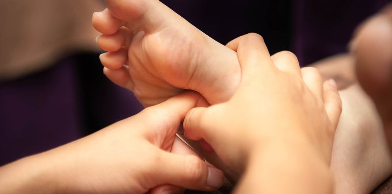 Những tác dụng massage chân, massage lòng bàn chân đem lại cho sức khỏe và tinh thần