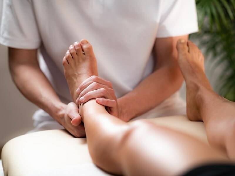 Ấn huyệt đạo để massage toàn thân 