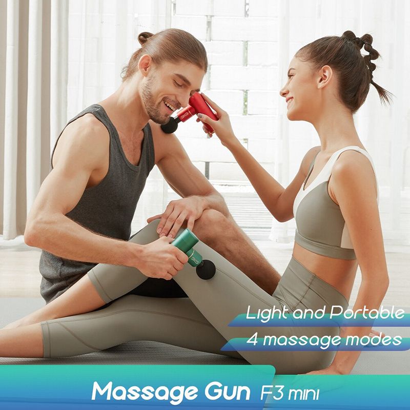 Sau những giờ làm việc căng thẳng hay buổi tập thể thao với cường độ cao, sử dụng máy massage gun cầm tay sẽ giúp bạn cảm thấy thư giãn, giải tỏa mọi stress