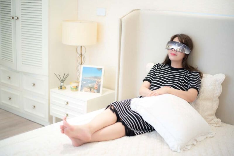 Dẫn chứng máy massage mắt tốt cho sức khỏe, được nhiều người sử dụng