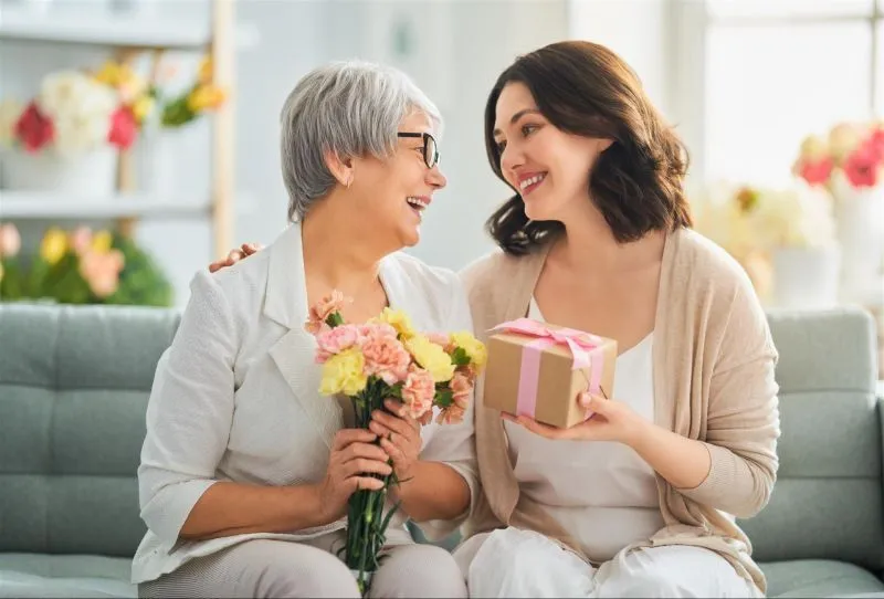 Những món quà sức khỏe cho người già sống khỏe mạnh hơn