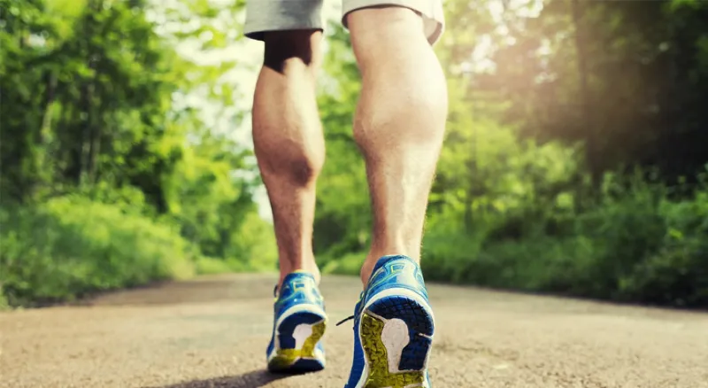 Trả lời chạy bộ có tăng chiều cao không? Chạy bộ có to chân không? 