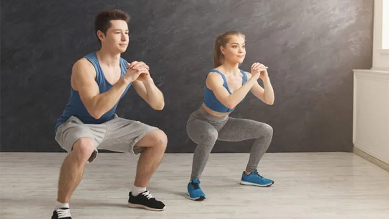 Squat đốt cháy calo giảm cân