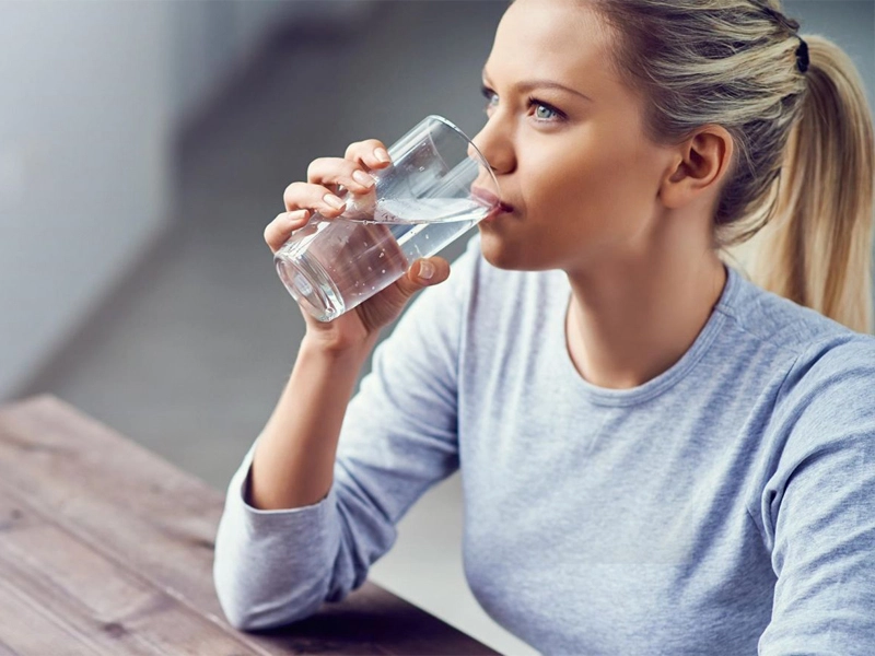 Uống nhiều nước giúp thanh lọc cơ thể 3 ngày giảm 3kg