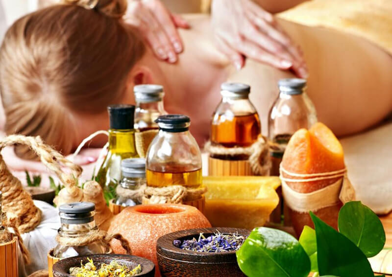 Chọn loại tinh dầu massage body có mùi hương phù hợp