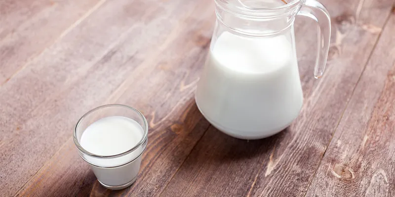 Uống sữa tươi không đường hỗ trợ giảm cân