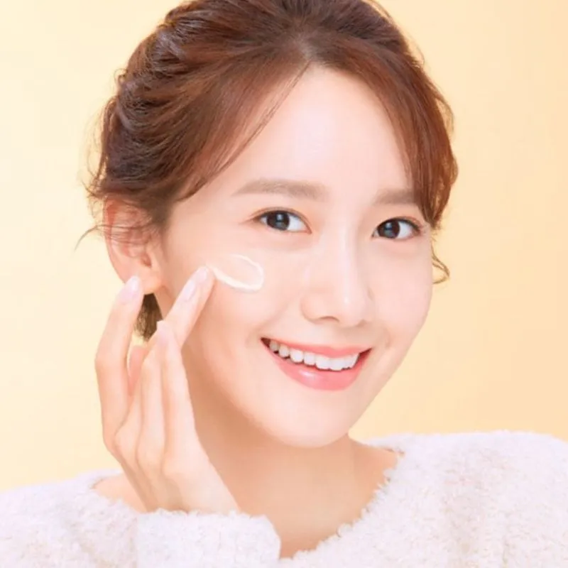 Làm sạch và dưỡng da