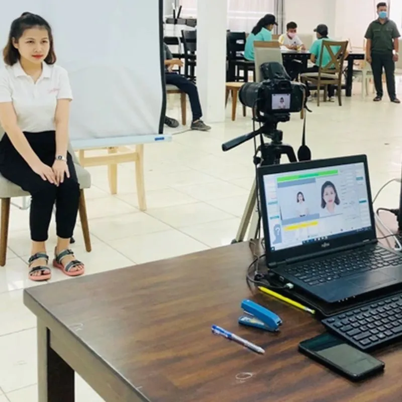 Nguyên tắc trang điểm khi đi làm thẻ căn cước
