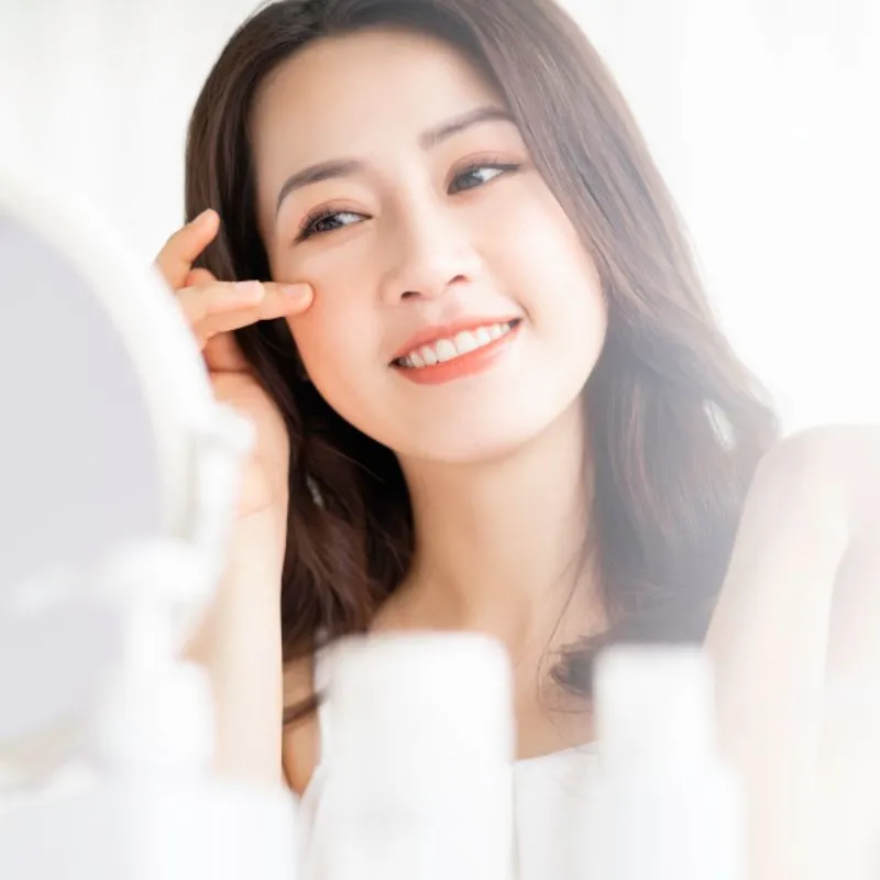 Makeup với lớp nền siêu mỏng