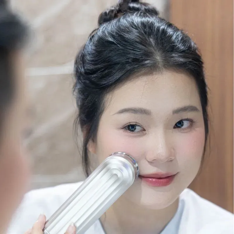 Sử dụng máy điện di KATA Miro S2 để nâng cao hiệu quả dưỡng da