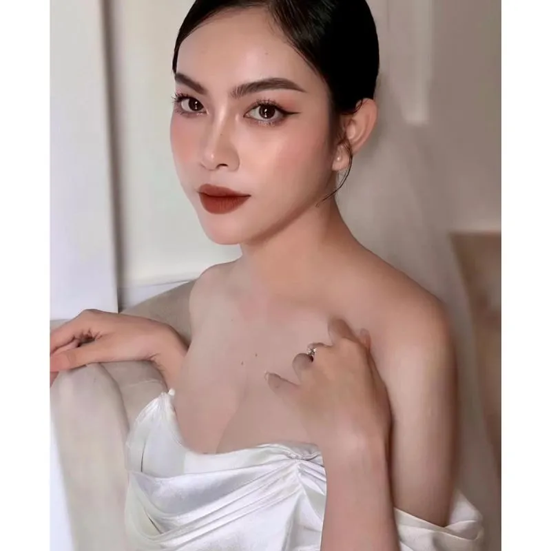 Phong cách trang điểm quyến rũ