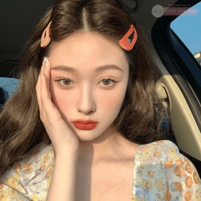 Makeup tone cam đất trầm ấm
